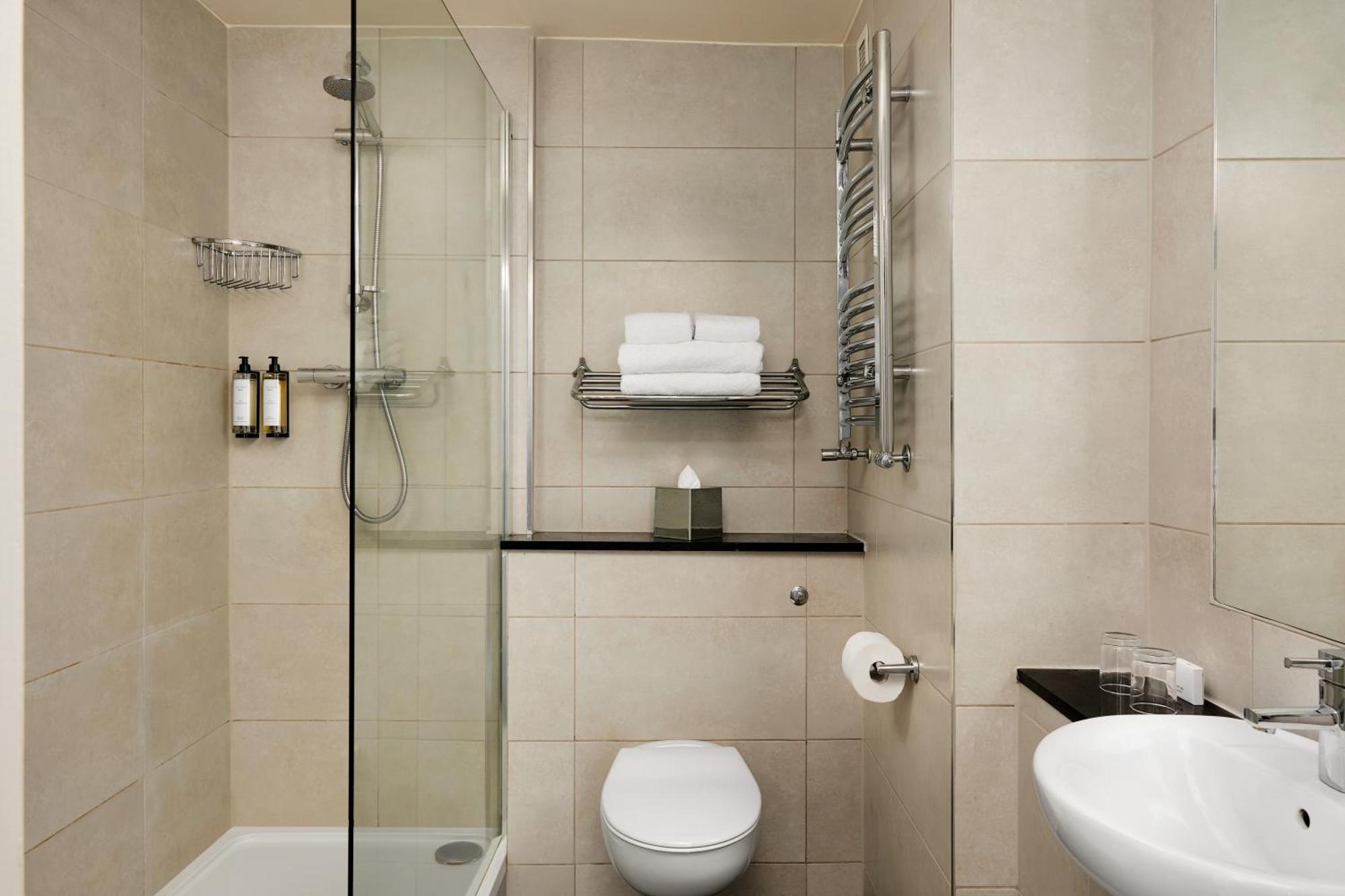 Springfield Hotel Лейкслип Екстериор снимка