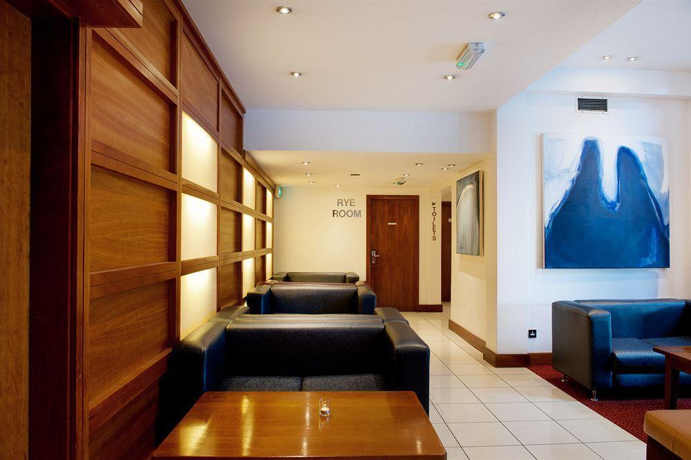 Springfield Hotel Лейкслип Екстериор снимка
