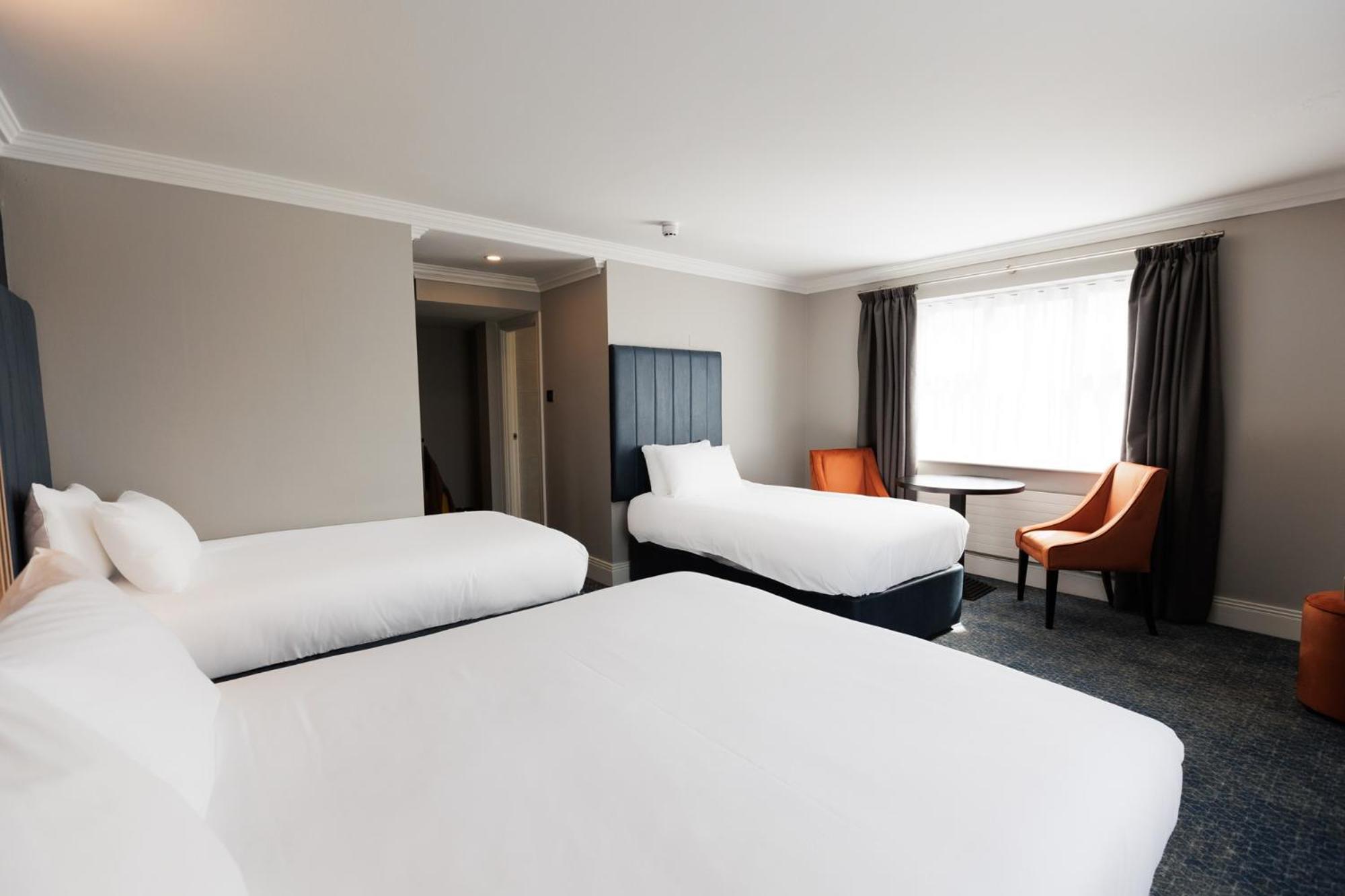Springfield Hotel Лейкслип Екстериор снимка