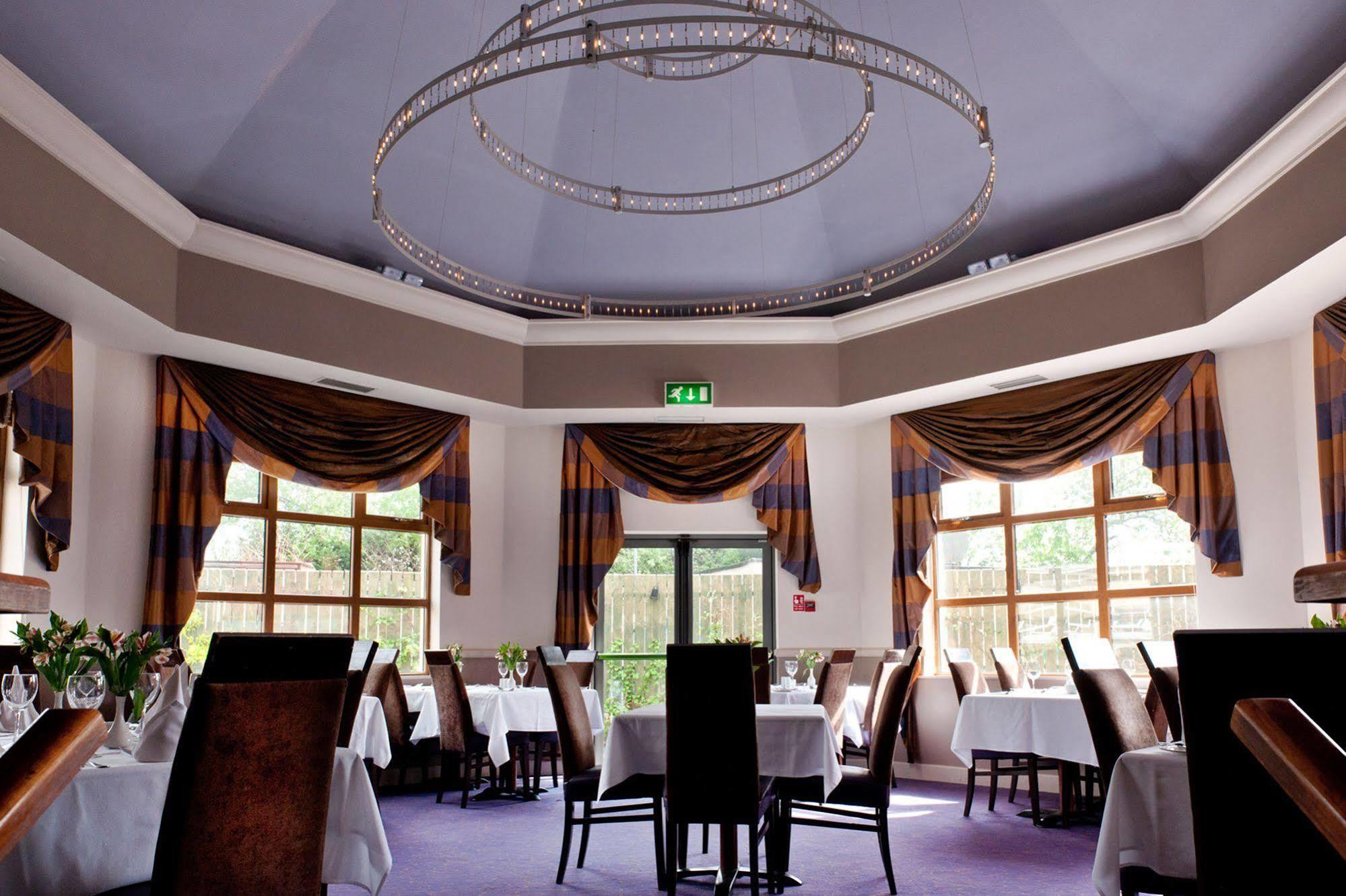 Springfield Hotel Лейкслип Екстериор снимка